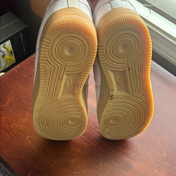 Nike Air Blush Leather Sneakers - Picture 5 of 7